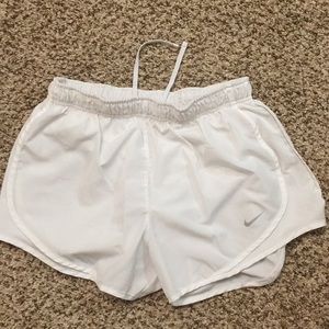 White nike shorts